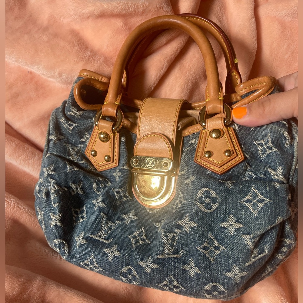 louis vuitton denim pleaty